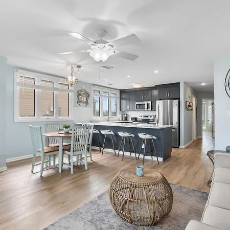 Family Tides 107 Condo